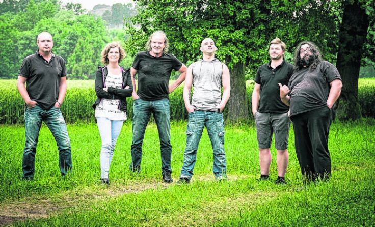 Schtoahensch gastieren am 24. Juli um 20 Uhr im Schärdinger Schlosspark.