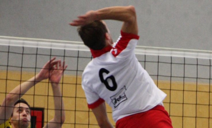 Voller Körpereinsatz der Spieler des VCE