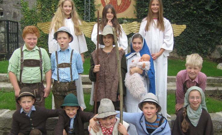 Kinder aus Kopfing werden in der Pfarrkirche ein Hirtenspiel aufführen.