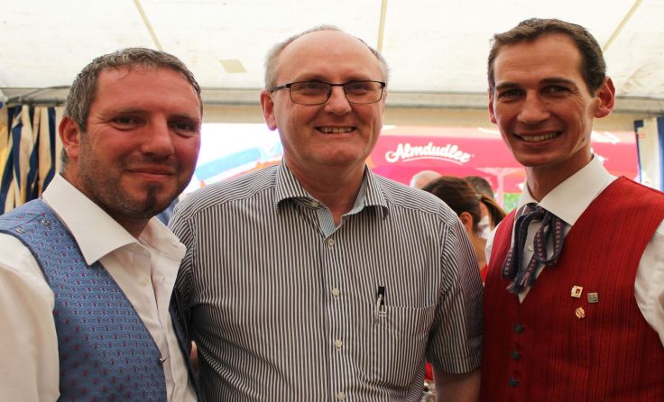 Andreas Reitinger, Bürgermeister Herbert Strasser und Gerhard Dopler (v. l.) Foto: Anton Gahleitner
