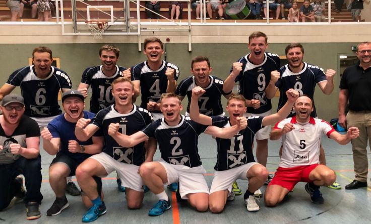 Mit 20 Siegen in 20 Spielen holten sich die VCE Boys souverän den Landessieg.