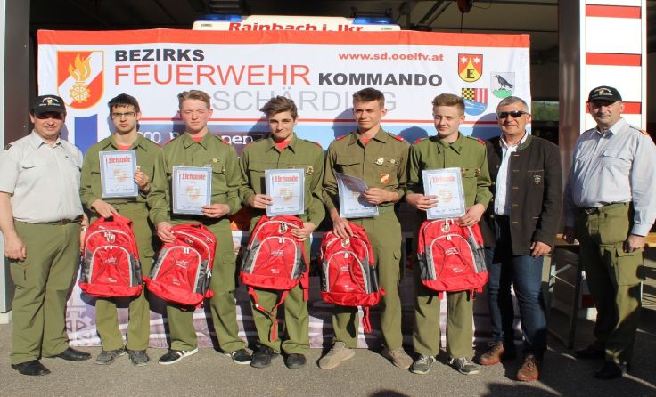 Alle Teilnehmer des Bewerbs konnten mit Bravour alle neun Stationen bestehen. Foto: BFKDO Schärding