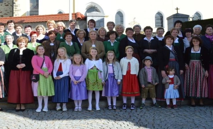 Seit 1978 bereichert die örtliche Goldhaubengemeinschaft das öffentliche Leben.