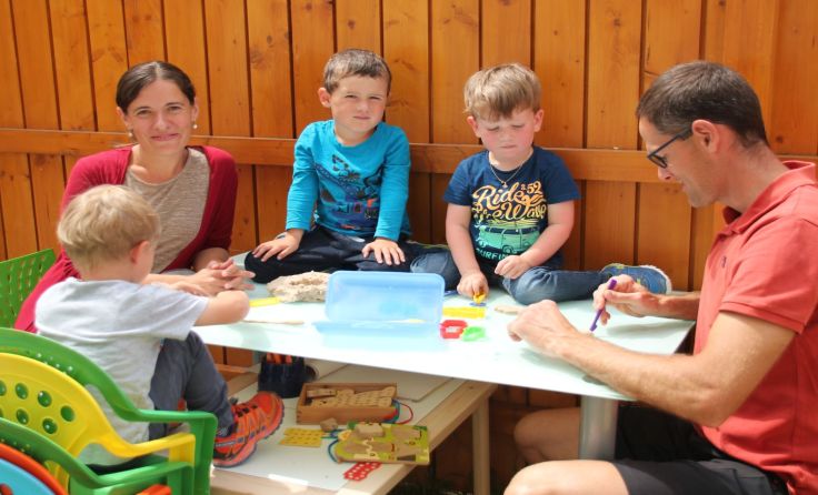 Die Kinder fühlen sich im Kindernest St. Roman sichtlich wohl. Foto: Tagesmütter Innviertel