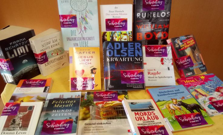 Sowohl Kinder- als auch Erwachsenenbücher werden angeboten. Foto: Stadtbücherei