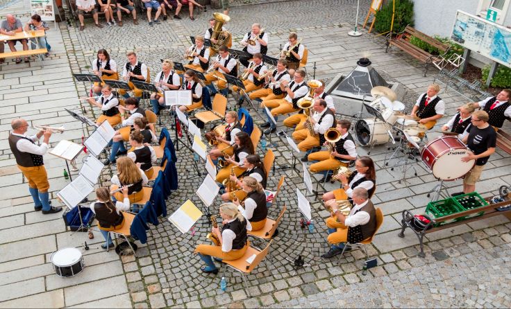 Die Marktmusikkapelle Engelhartszell konzertiert am 28. Juli und 4. August.