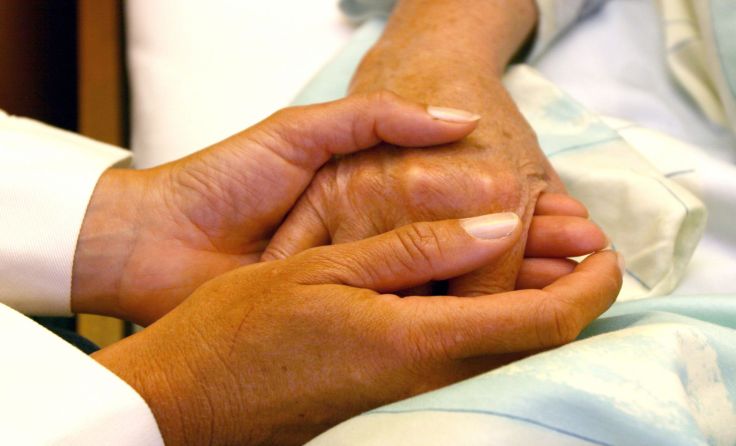 Mitarbeiter des Mobilen Hospizes unterstützen Menschen in ihrer letzten Lebensphase. Foto: Wodicka
