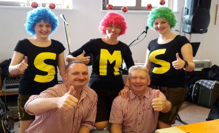 SMS sorgen für die musikalische Unterhaltung. Fotos: privat