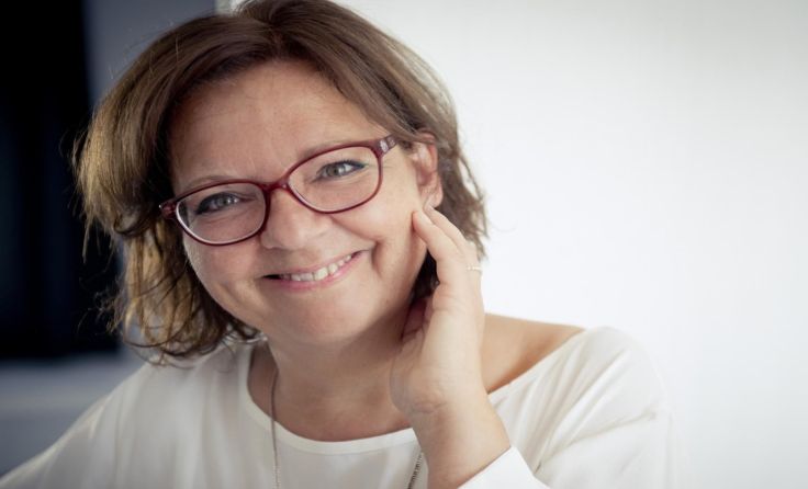Eva Kapsammer liest aus ihrem Buch "Vor der gläsernen Tür". Foto: Barbara Ziegelböck