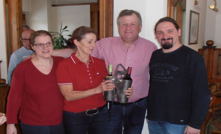 Sabine Schmidbauer, Hedwig Ebner, Ludwig Ebner und Gerhard Lautner (v. l.) Foto: Lebenshilfe OÖ