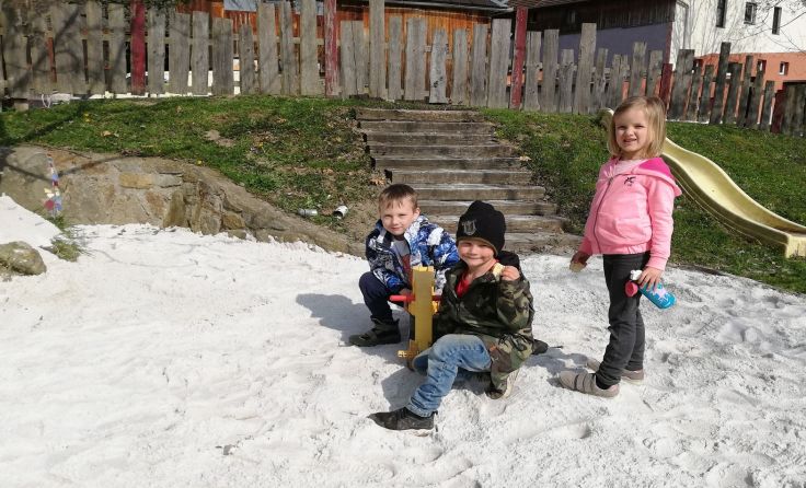 Der Garten ist wieder bereit zum Spielen. (Foto: Kindergruppe Mandala)