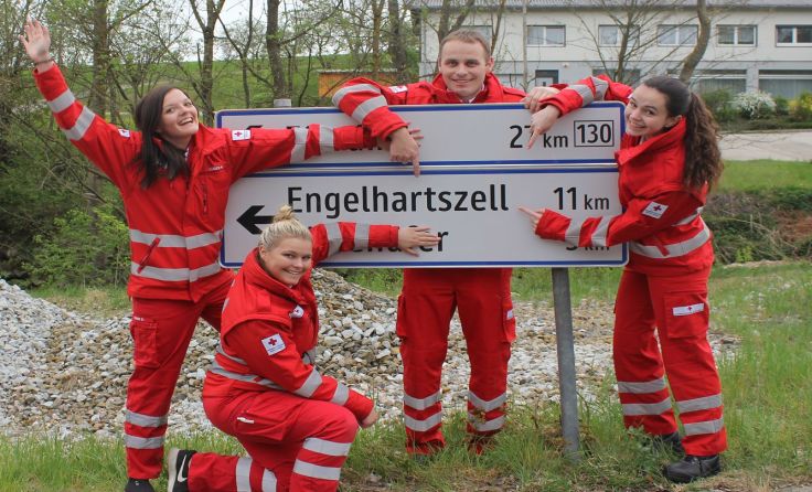 Die Rot-Kreuz Ortsstelle Engelhartszell stellt sich beim Sozialtag vor. (Foto: RK Engelhartszell)