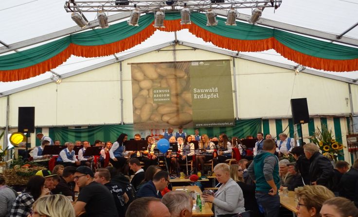 Beim Sauwald-Erdäpfel-Kirtag findet ein Aegidinger-Treffen statt. (Foto: Gemeinde St. Aegidi)