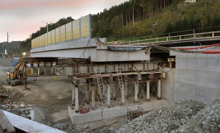 Die Bauarbeiten in Wernstein sollen 2021 abgeschlossen werden. (Foto: ÖBB/Deopito)