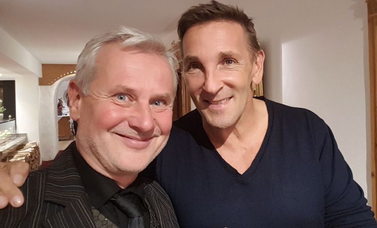 Der Münzkirchner Gerry Scharnböck zauberte am Tisch von Mark Keller. (Foto: privat)