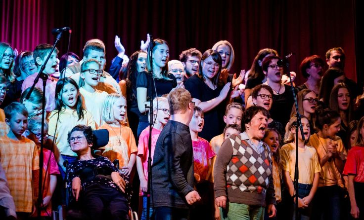 Musiker, Schüler und Lebenshilfe-Klienten sorgten für bewegende Momente. (Foto: privat)