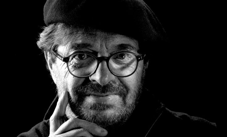 Christoph Luckeneder hat einen Licht-Gedicht-Band verfasst. (Foto: Nik Fleischmann)
