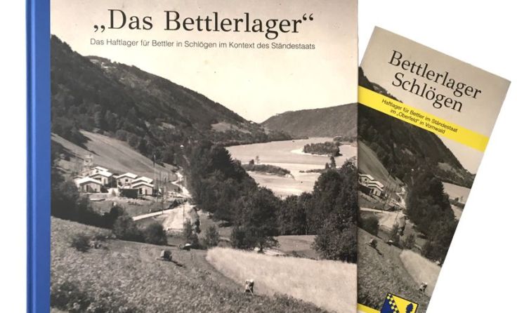 Buch und Infofolder sind Teil des Projektes „Bettlerlager“ des Vereines TOKU. (Foto: EAuinger)