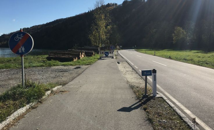 Ziel ist, im Frühjahr 2021 mit dem Bau des Radweg-Lückenschlusses zu beginnen. (Foto: EAuinger)