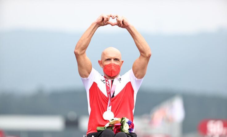 Walter Ablinger siegt bei den Paralympics in Tokio. (Foto: Simon Wilkinson/SWPix/ÖRV)