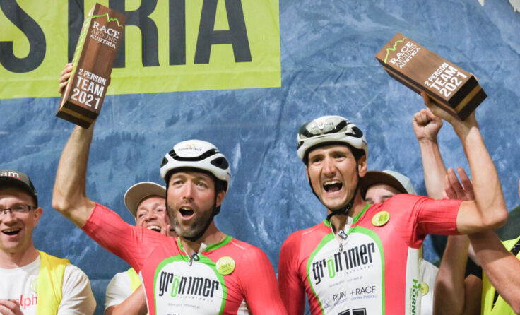 Simon Kislinger und Christoph Mitterbauer jubeln über den Sieg. (Foto: Team RAA)