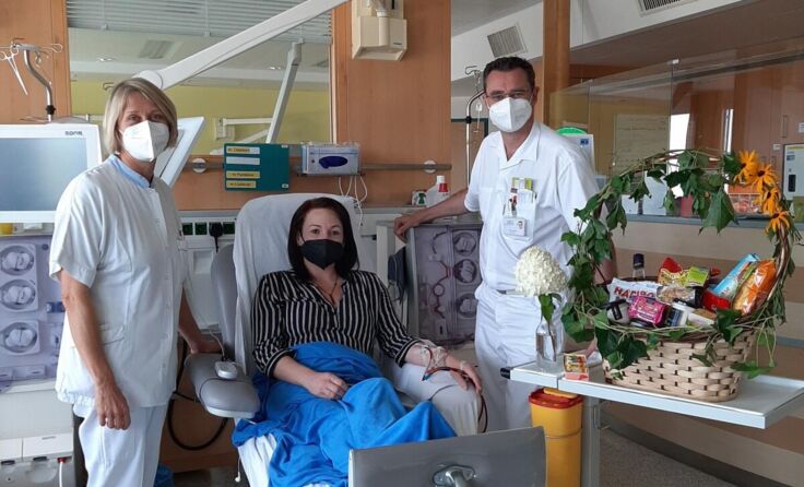 Katharina Kapshammer hatte kürzlich ihre 1.000ste Dialyse am Klinikum Schärding. (Foto: OÖG)