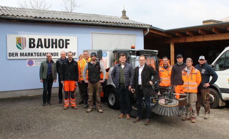 Die Gemeinden Andorf und Mayrhof haben ein neues Kommunalfahrzeug. (Foto: privat)