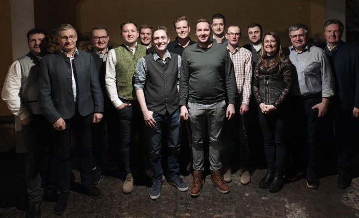 Neuwahl bei der Ortsguppe: Obmann ist Christoph Prechtl (8. v. l.) (Foto: Bauernbund)