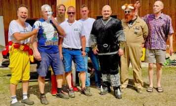 Mit fast 60 Jahre altem Mähdrescher von Peuerbach 2.000 Kilometer nach Moldawien