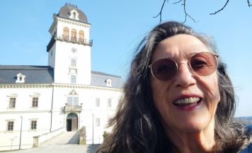 Elisabeth Gessl: Märchenhafte Geschichte von Wünschen, Empfangen und Gebären im Schloss Tollet