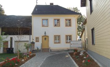 Kein Scherz: Schumacher- und Brauchtumsmuseum in Peuerbach öffnet am 1. April