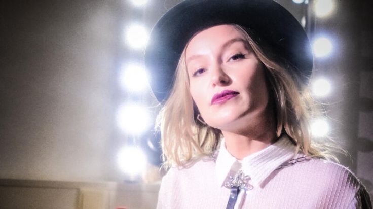 Malarina datet sich in Gallspach durch die Geschichte der Menschheit