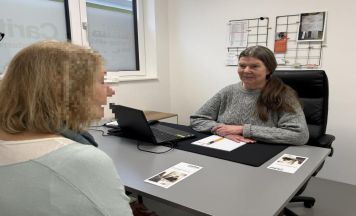 Immer mehr Frauen sind in den Bezirken Eferding und Grieskirchen von Armut betroffen