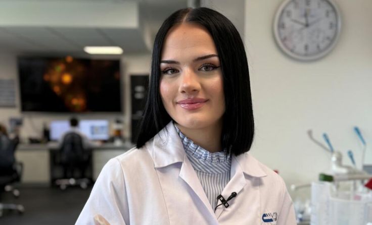 Prokuristin Marlene Kubinger freut sich über die Auszeichnung. (Foto: VTA Austria)