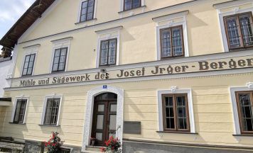 Furthmühle Pram: Künstlern über die Schultern schauen