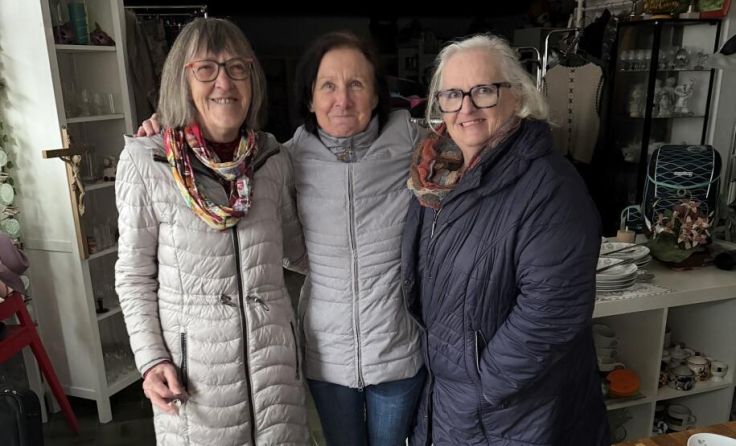 Die fleißigen ehreanamtlichen Helferinnen (Foto: ORA International)