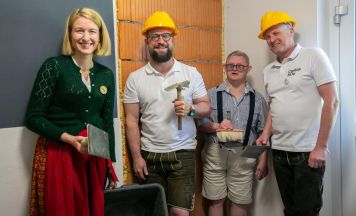 Symbolischer Baustart bei Wohnhaus in St. Pius in Steegen
