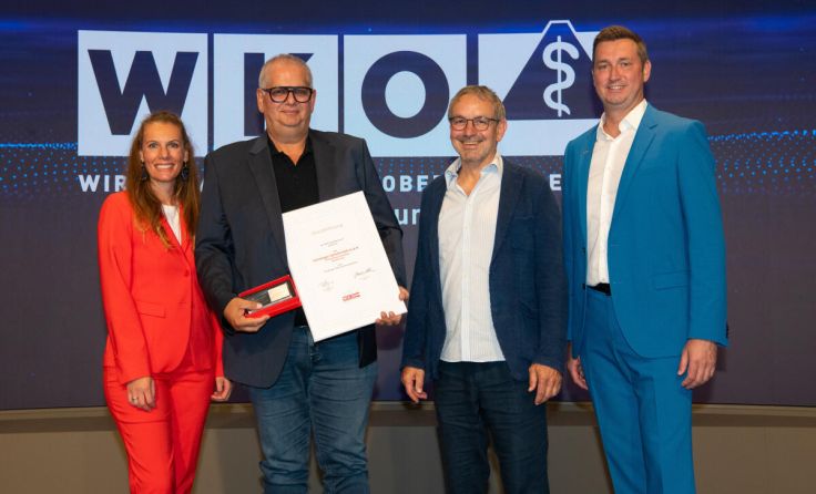 Johannes Stockinger (2. v. l.) bei der Ehrung (Foto: Cityfoto)