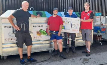 380 Glascontainer im Bezirk Grieskirchen neu beklebt