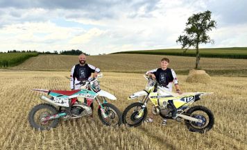 Freundschaft auf zwei Rädern: Rotkreuz-Sanitäter aus dem Bezirk Grieskirchen verbindet Hard Enduro