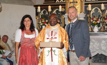 Meggenhofens Pfarrer Anthony Chidi Echechi feierte 30-jähriges Priesterjubiläum