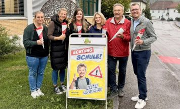 Kleine Überraschung zum Schulstart in Wallern