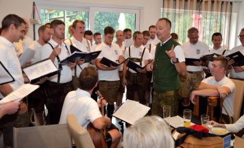 Wirtshaussingen bringt 15 Chöre und Gesangsgruppen nach Haag am Hausruck