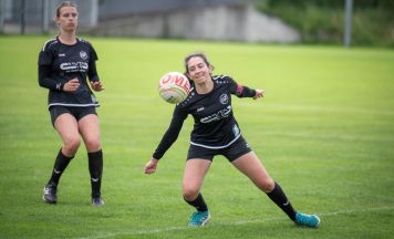 Damenteam des Faustballvereins Grieskirchen zieht ins Meister-Play-off ein