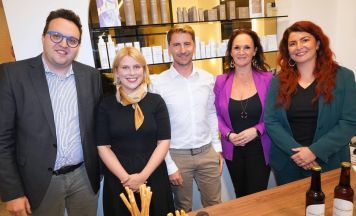 Betriebsbesuch im neuen Friseursalon Schnittgefühl in Grieskirchen