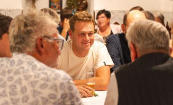 Wirtshausrunde mit Grünen-Landesrat Stefan Kaineder in Grieskirchen