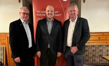 Wirtschaftsbund Waizenkirchen wählt Fabian Grüneis zum Obmann