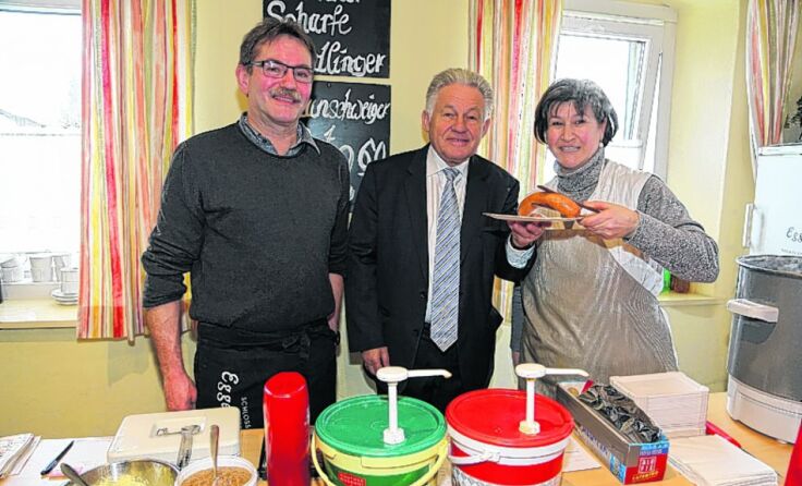 Johann und Petra Schlair mit Landeshauptmann Josef Pühringer