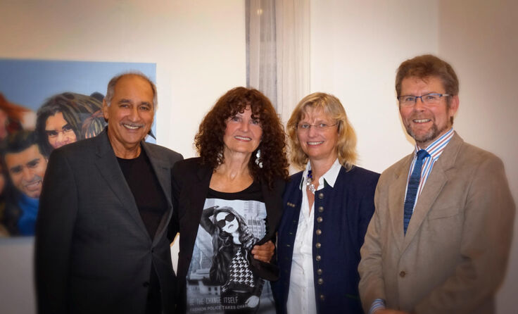 Wolfgang Schiller, Künstlerin Helga Graf, Renate Miglbauer, Hausherr Markus Nöttling