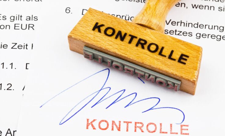 Es sind falsche Kontrolleure unterwegs. Foto: Wodicka